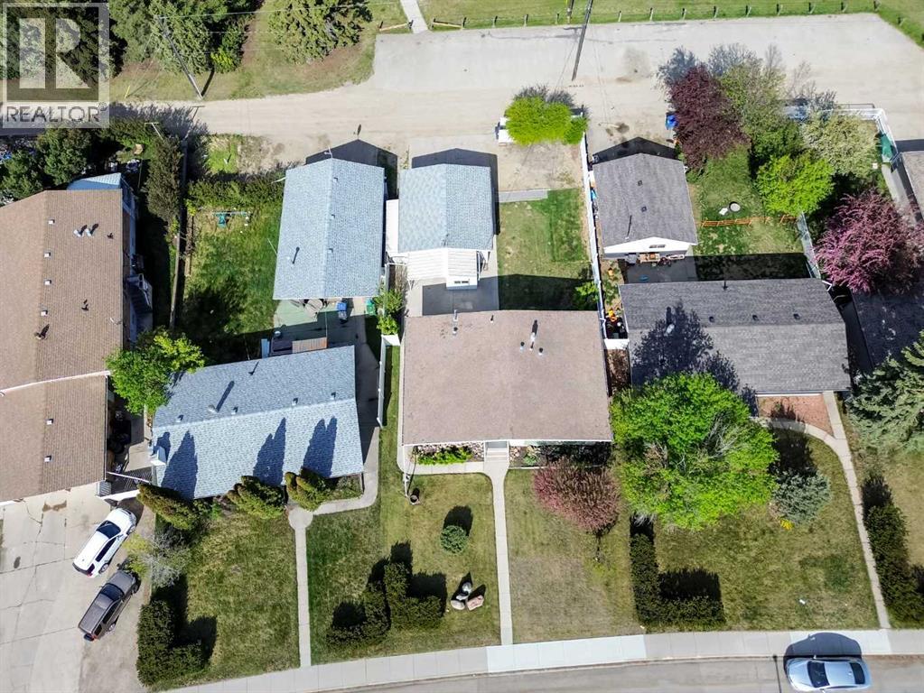 3210 43 Avenue - 39