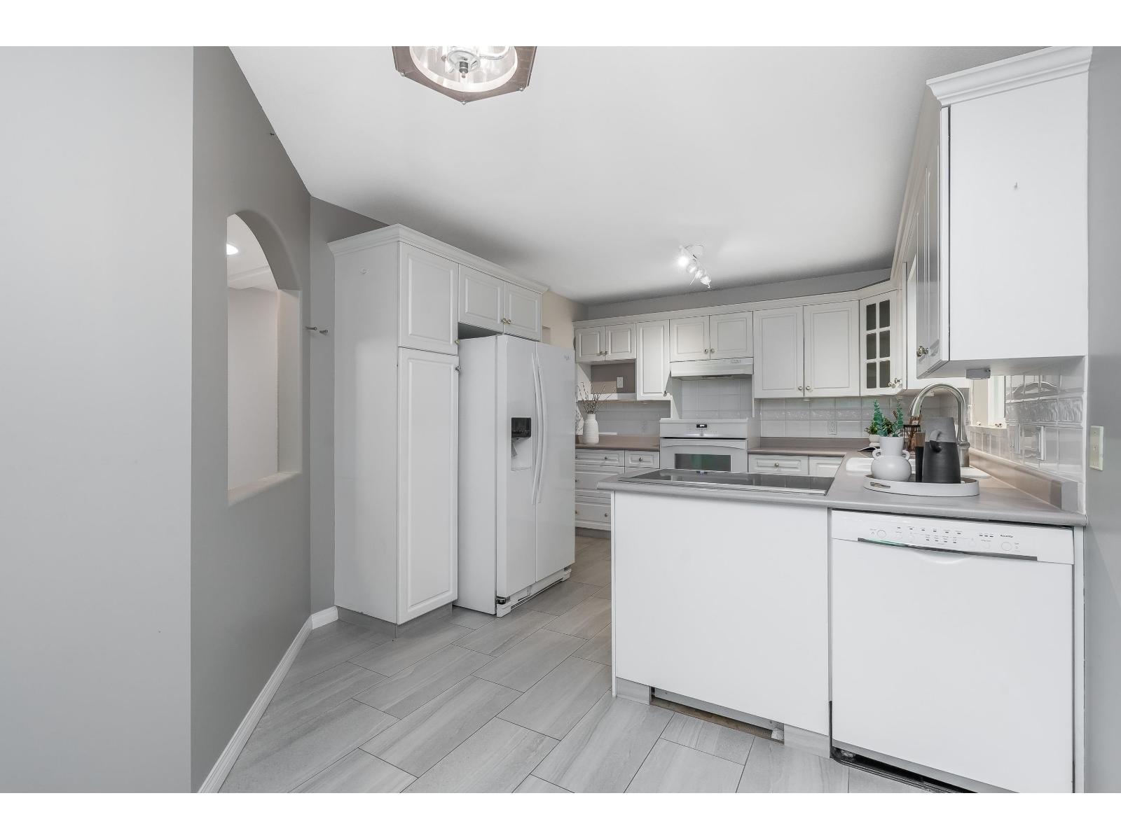 3 Bed, 3 Bath House for Sale in Surrey – 24 15099 28 AVENUE, Surrey – MLS# R3147728 - Image 6