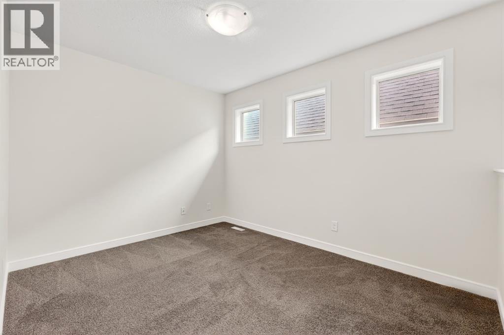 123 Evanscrest Way NW - 20