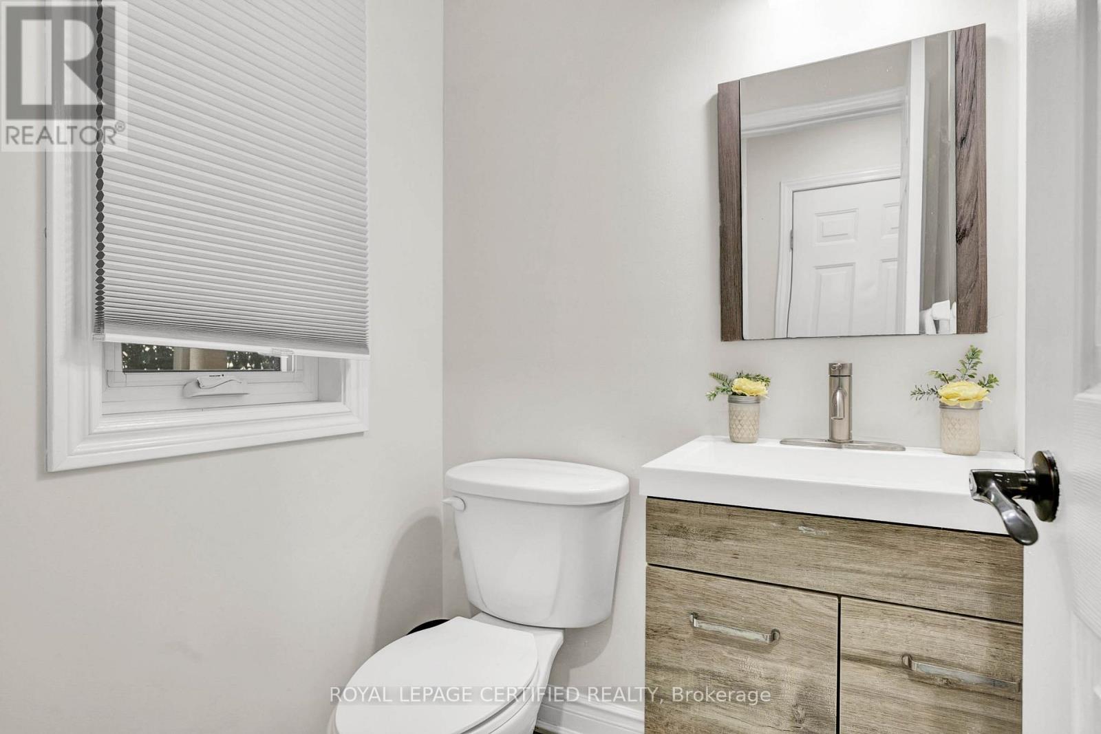 #21 302 COLLEGE AVENUE W - 15