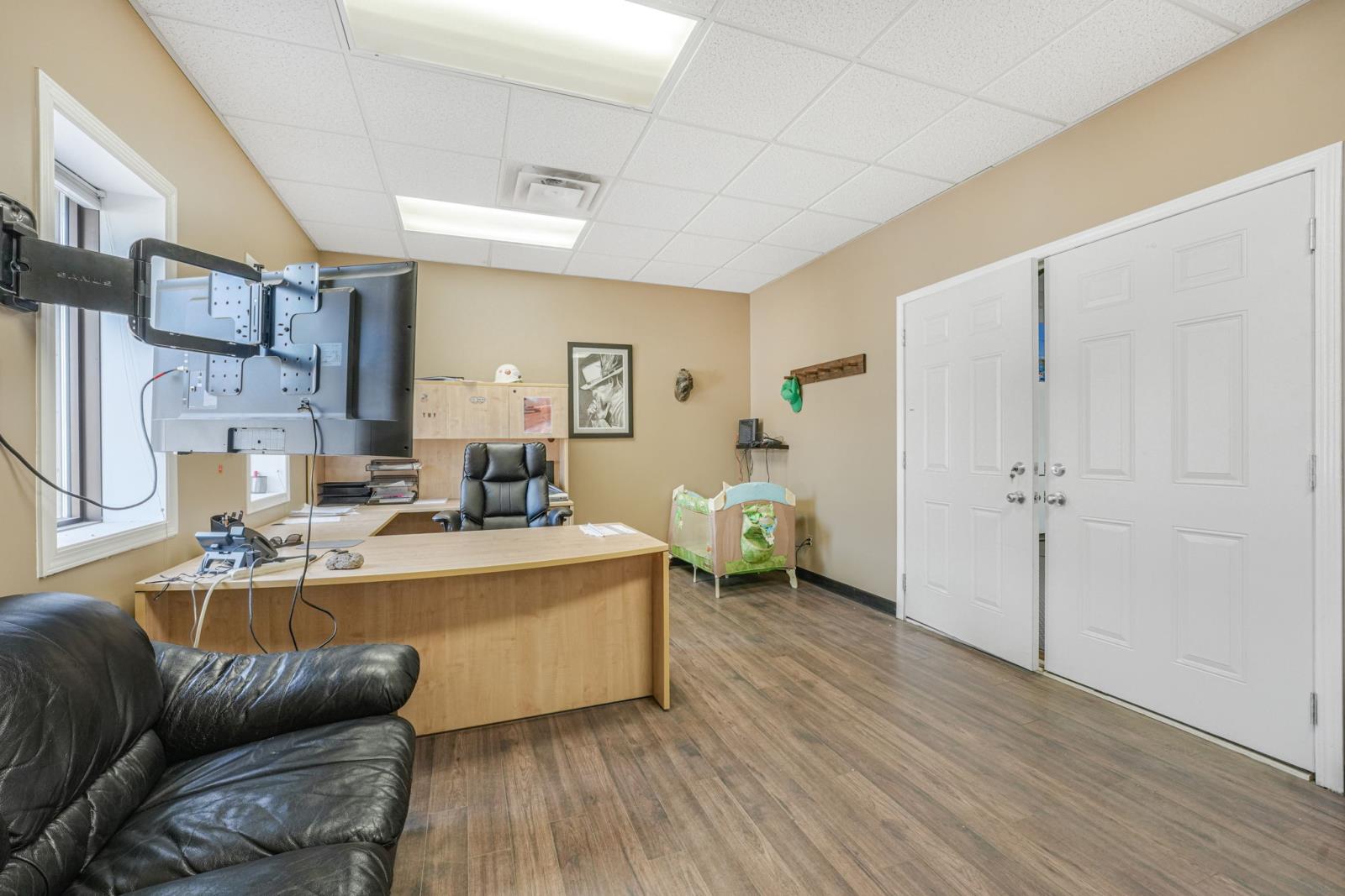 20406 20408 107 Avenue NW - Photo 18