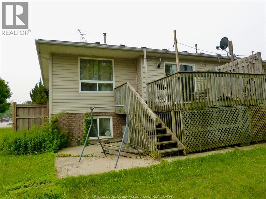 151 CHRISTINA CRESCENT - 4