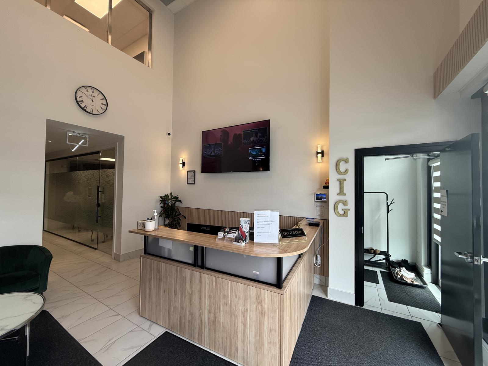 2858 Calgary Trail NW, Edmonton — photo 3