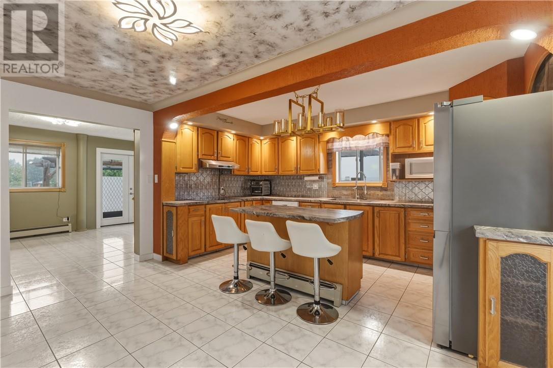 178 Seguin - 11