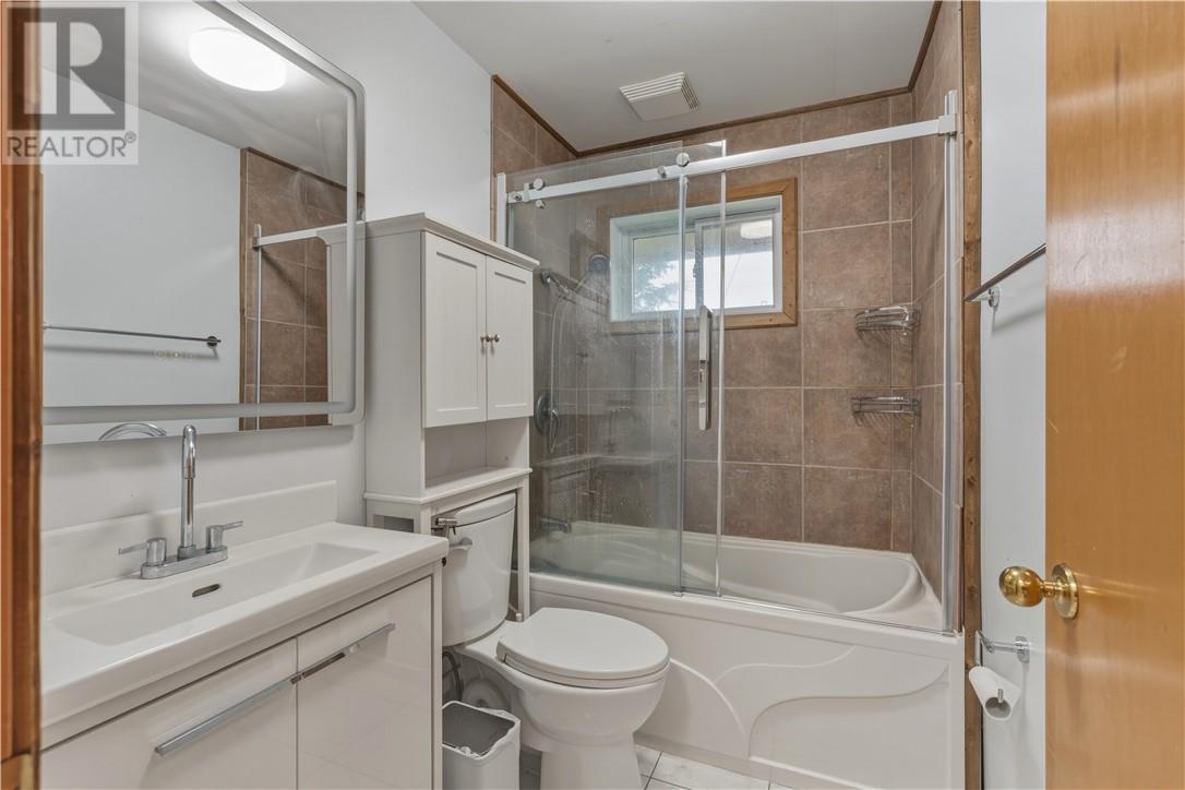 178 Seguin - 14