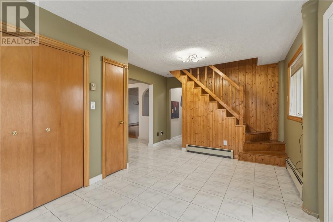 178 Seguin - 16
