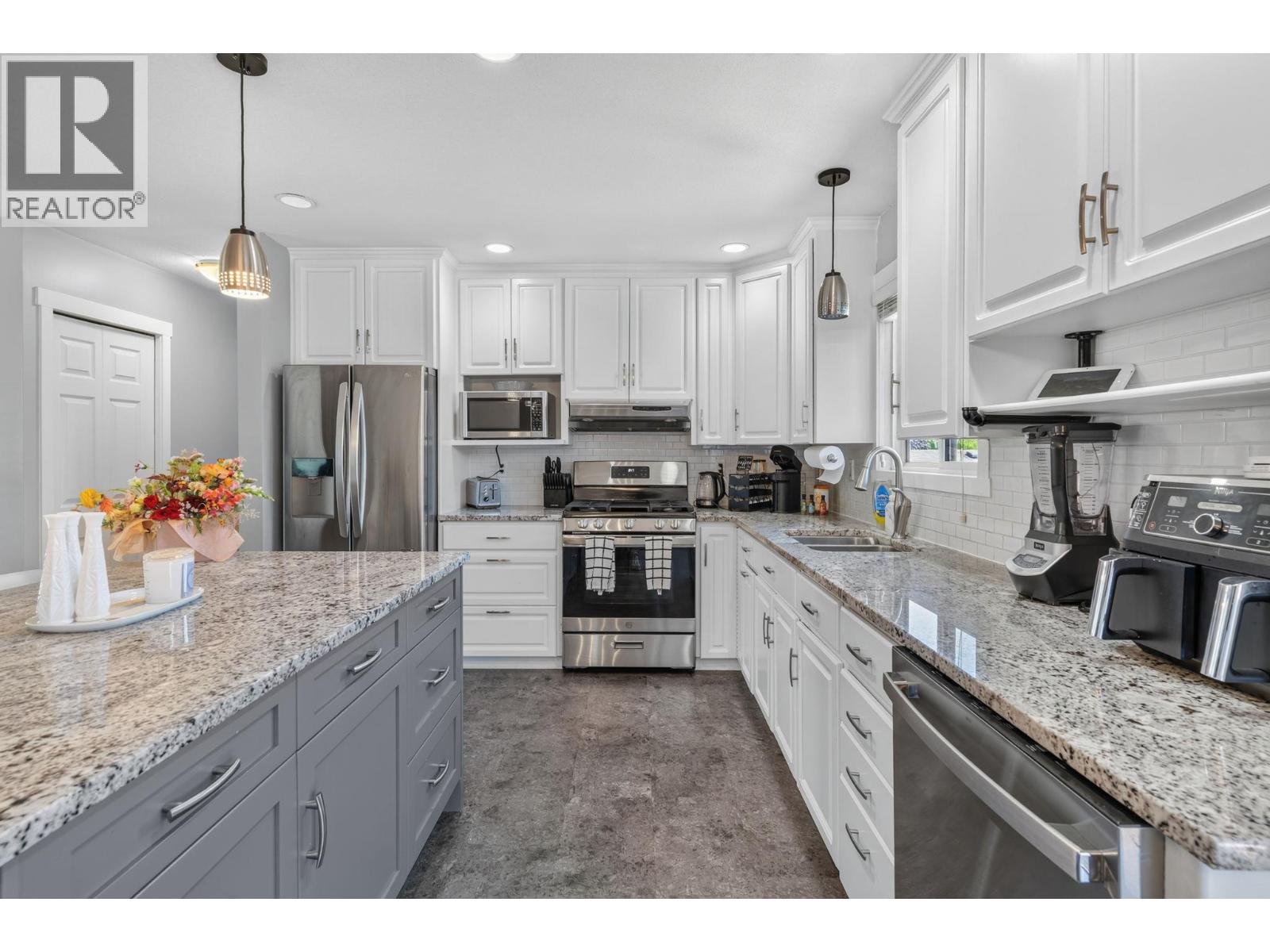 1863 Cathy Avenue - 10