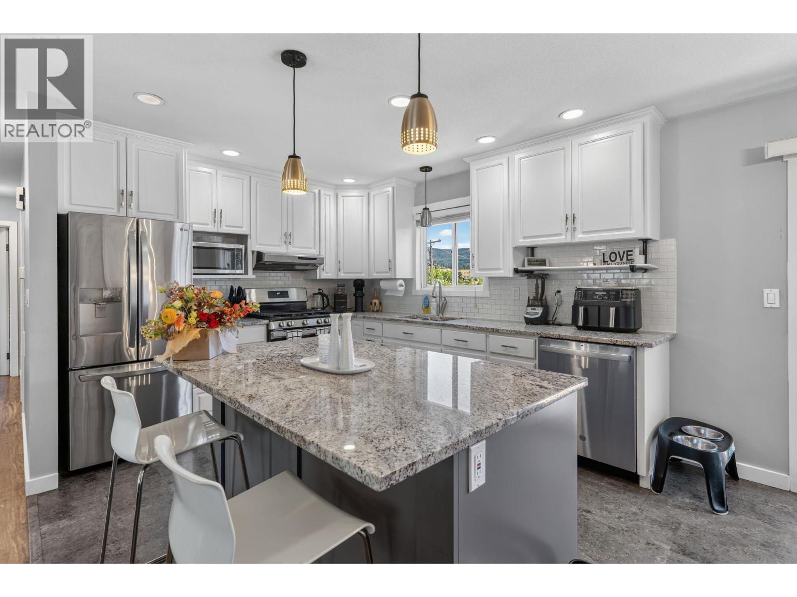 1863 Cathy Avenue - 13