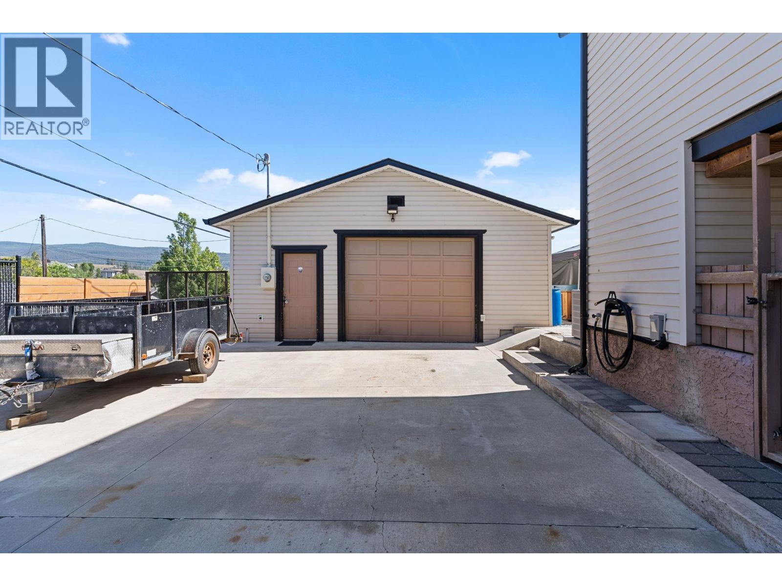 1863 Cathy Avenue - 36