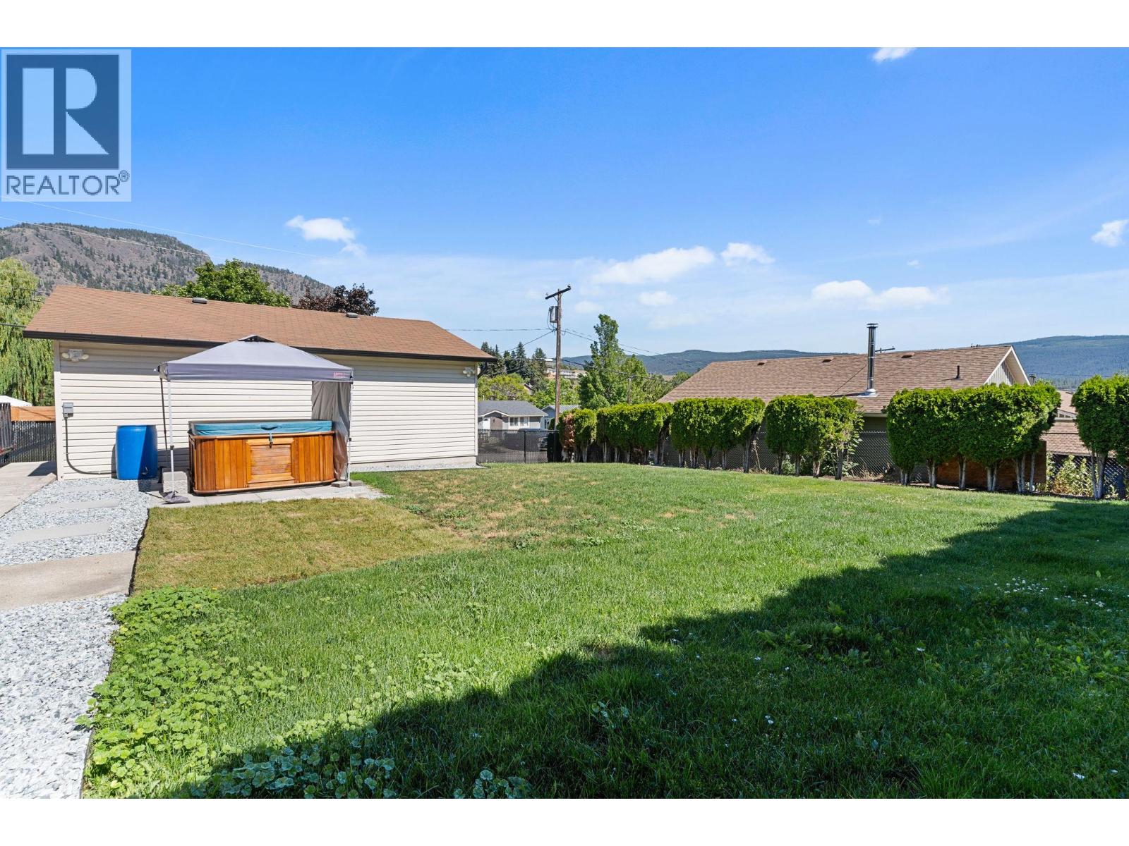 1863 Cathy Avenue - 39