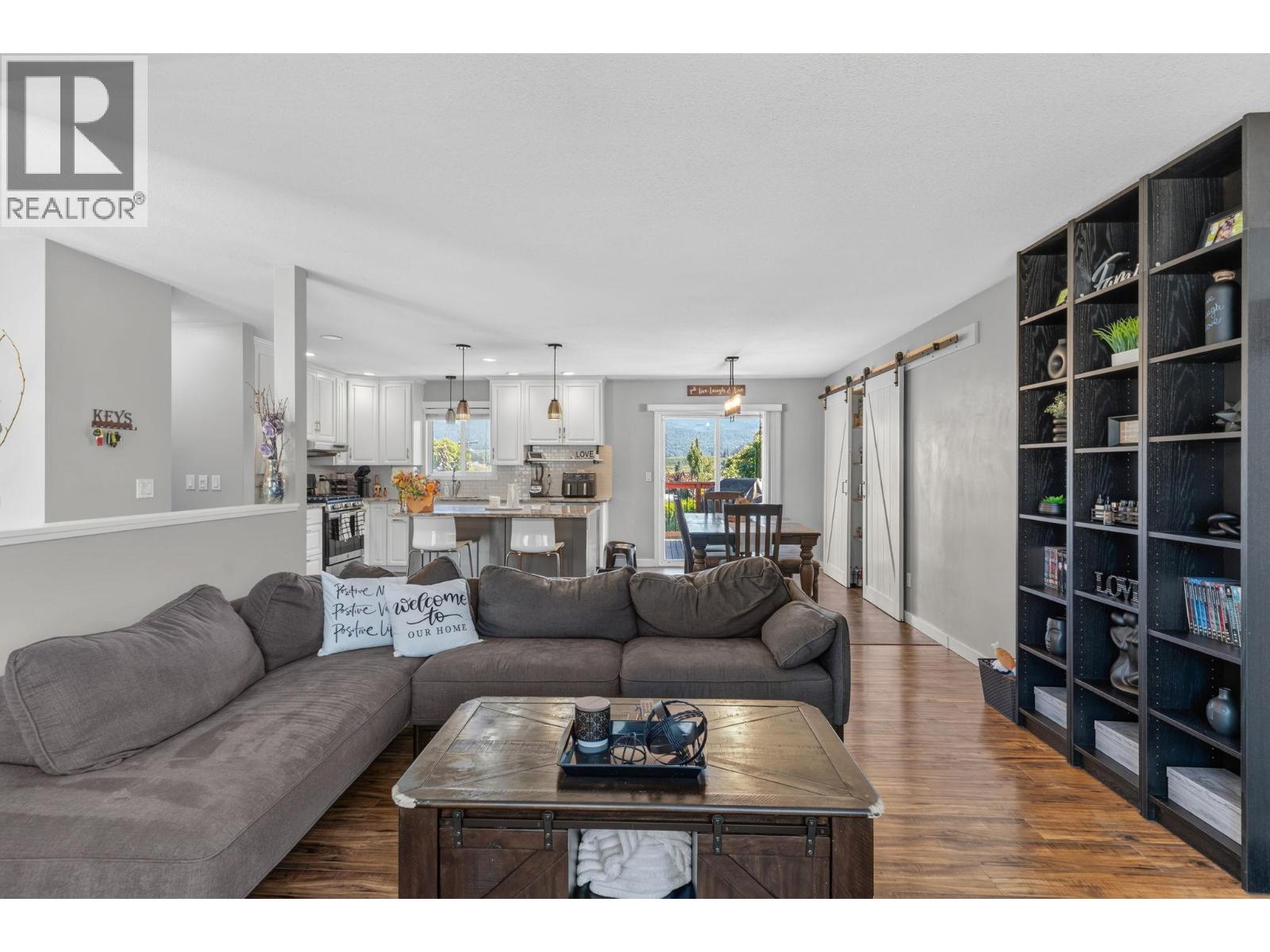 1863 Cathy Avenue - 4