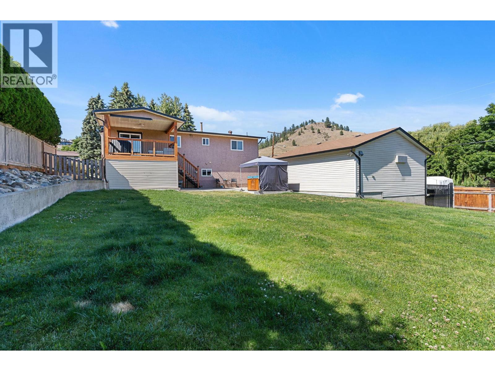 1863 Cathy Avenue - 40