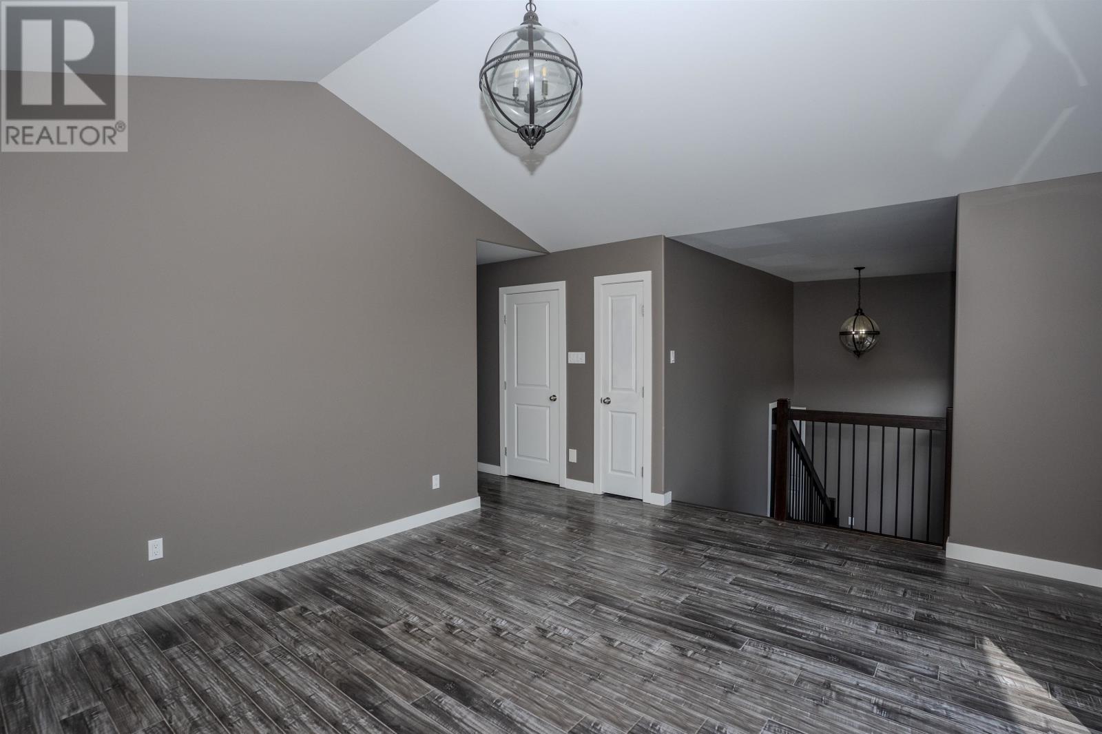 461 LONGBOW ST - 7