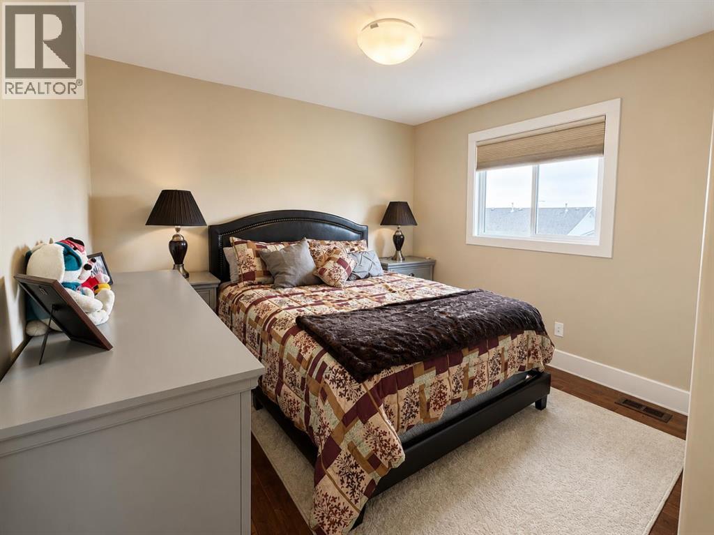 #11 5905 71 Avenue - 23