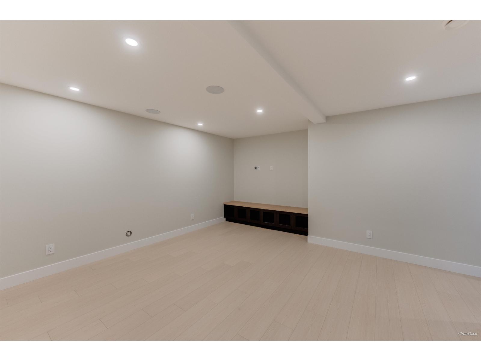 9 Bed, 9 Bath House for Sale in Langley – 20331 27 AVENUE, Langley – MLS# R3147912 - Image 31