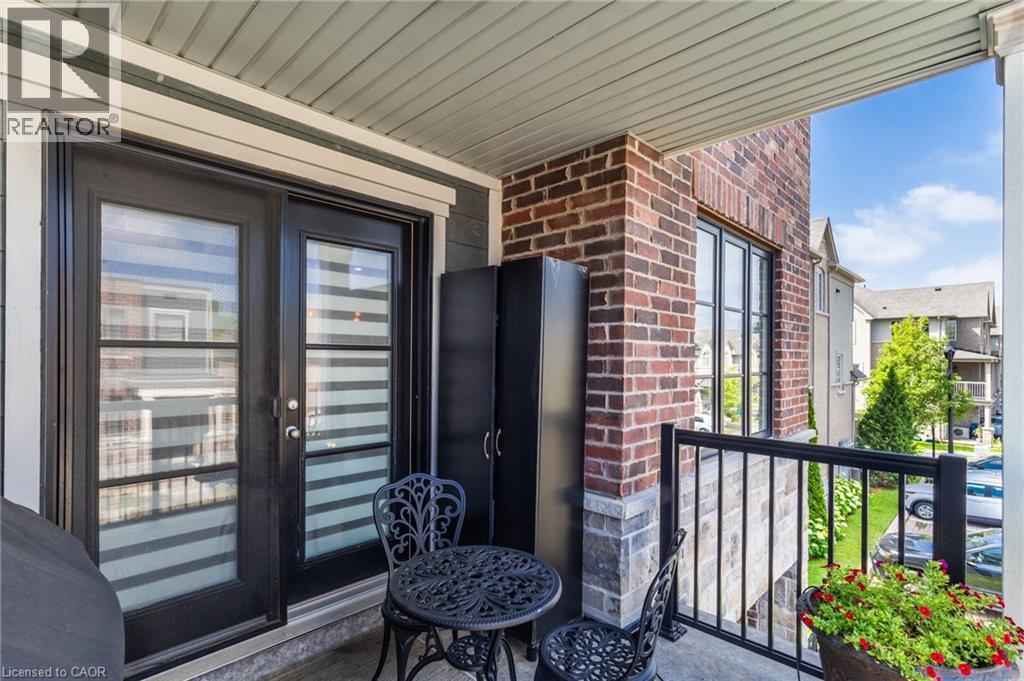 #29 219 DUNDAS Street E - 30