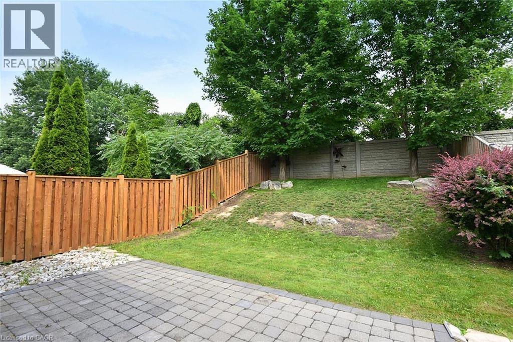 121 FOXBOROUGH Drive - 46