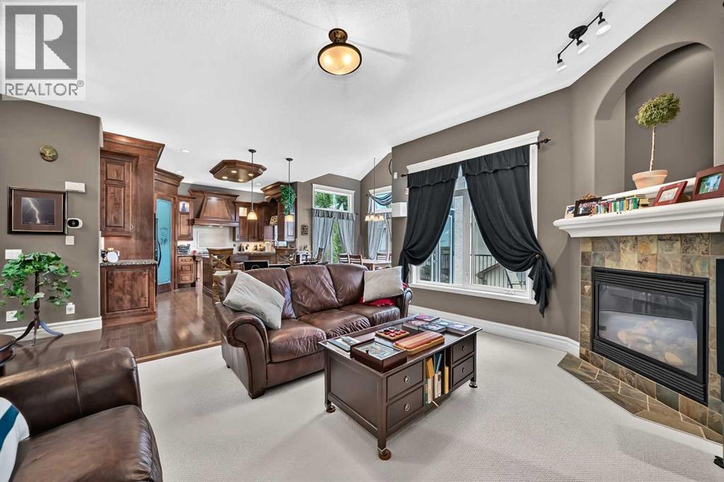 18 Royal Ridge Link NW - 16