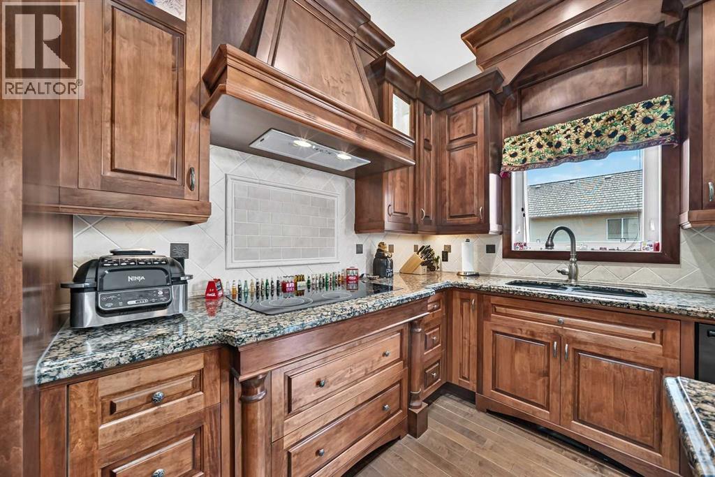 18 Royal Ridge Link NW - 8