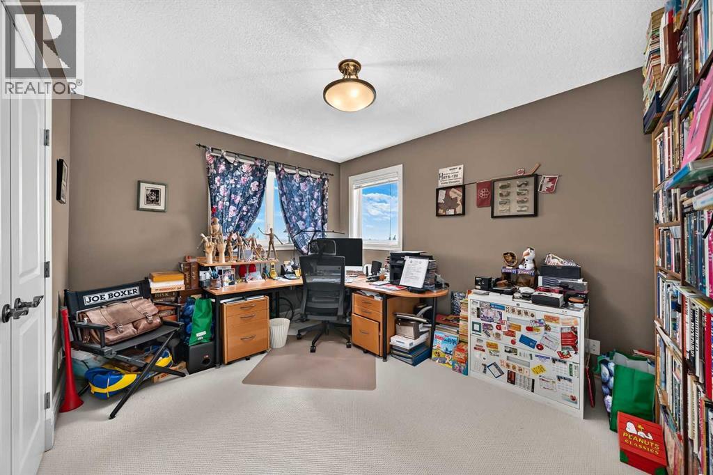 18 Royal Ridge Link NW - 29