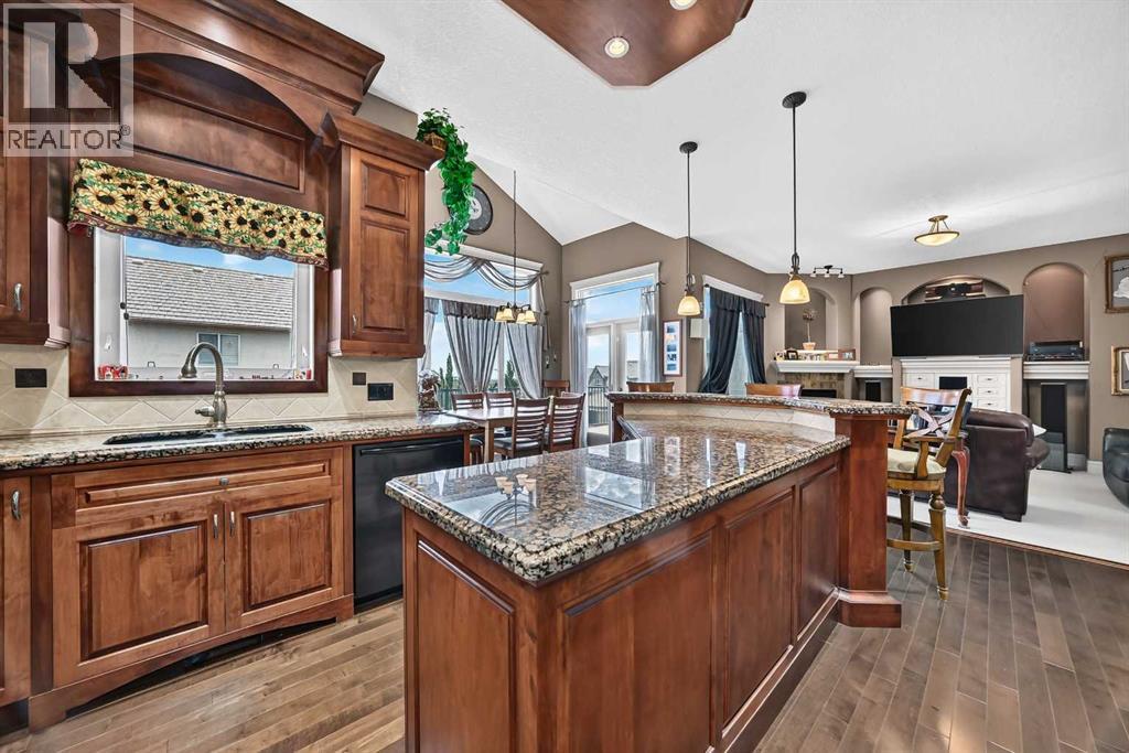 18 Royal Ridge Link NW - 9