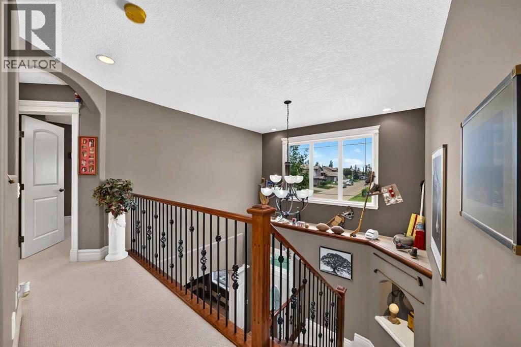 18 Royal Ridge Link NW - 32