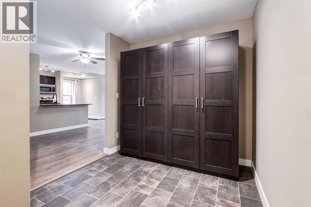 #9116 403 Mackenzie Way SW - 23