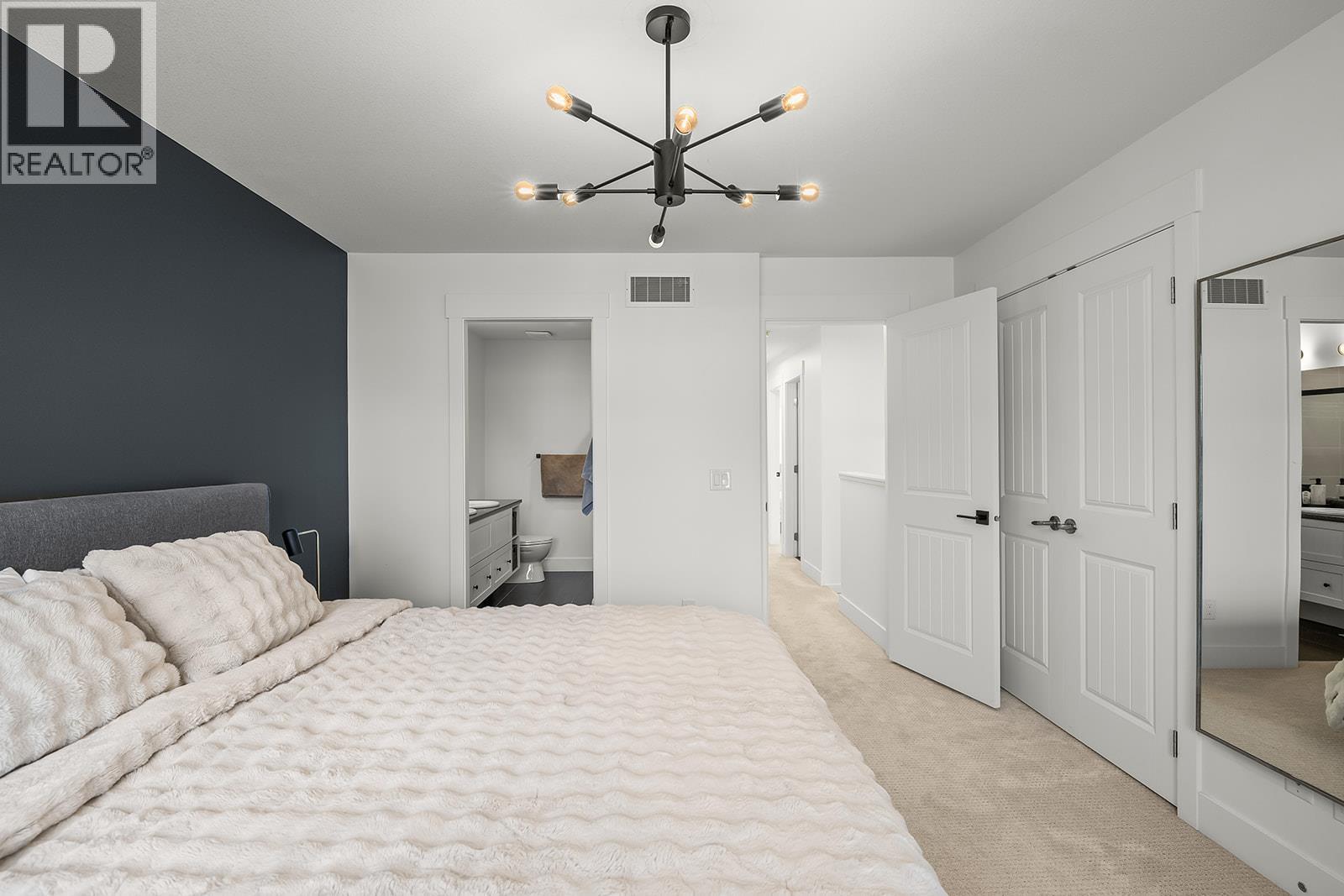 #45 600 Sherwood Road - 18