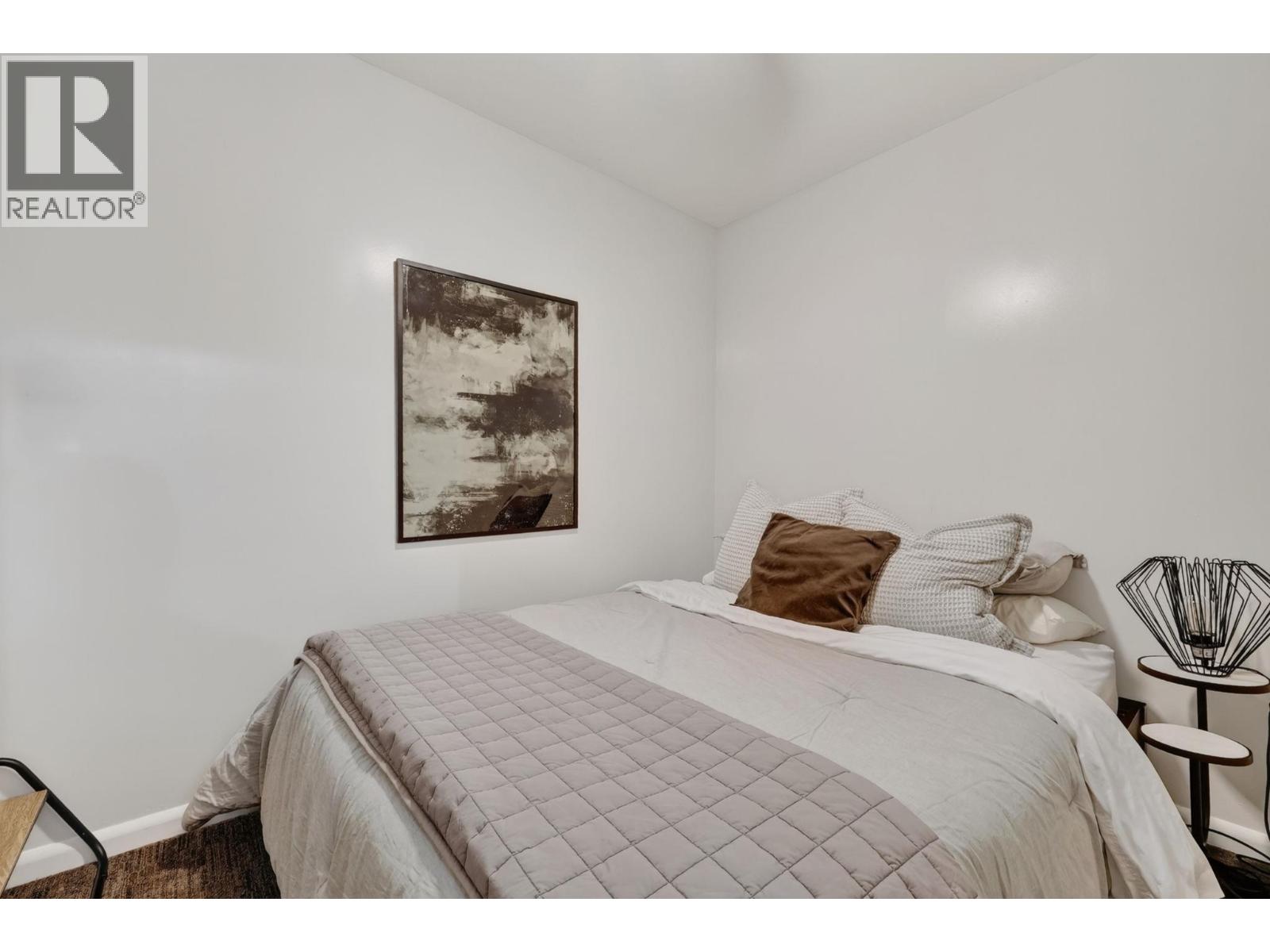 #504 654 Cook Road - 11