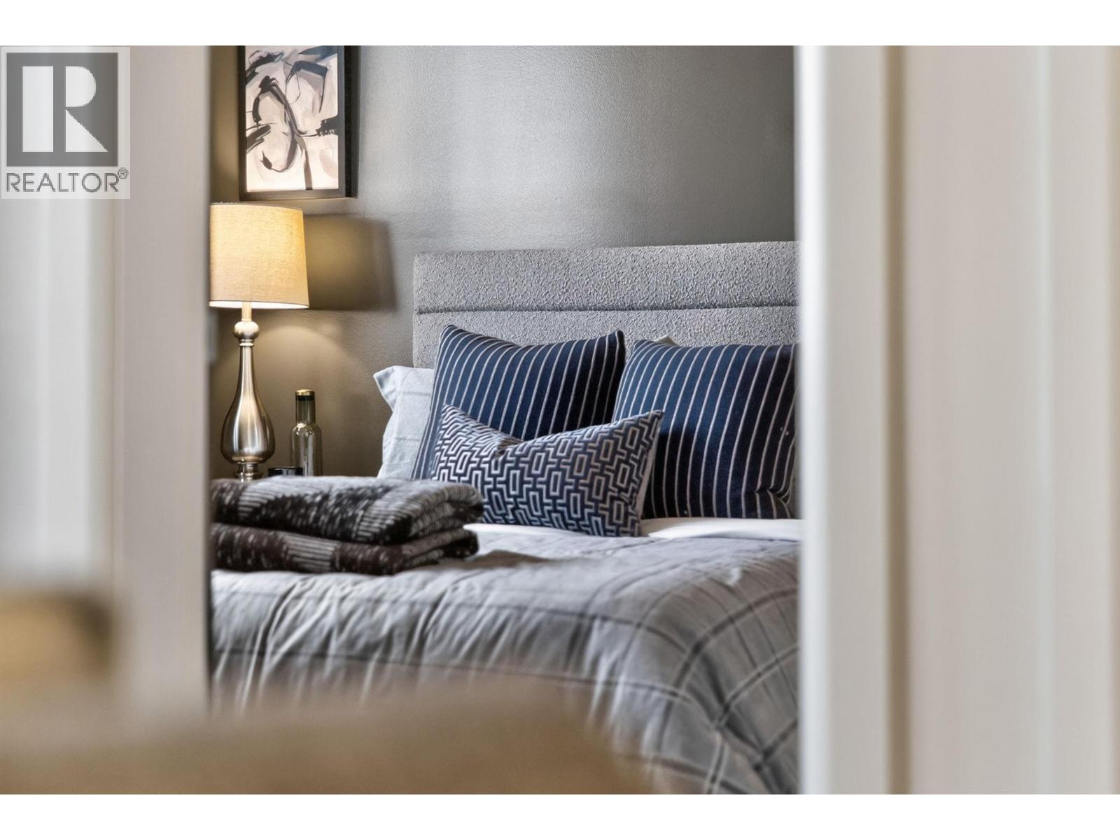 #504 654 Cook Road - 9