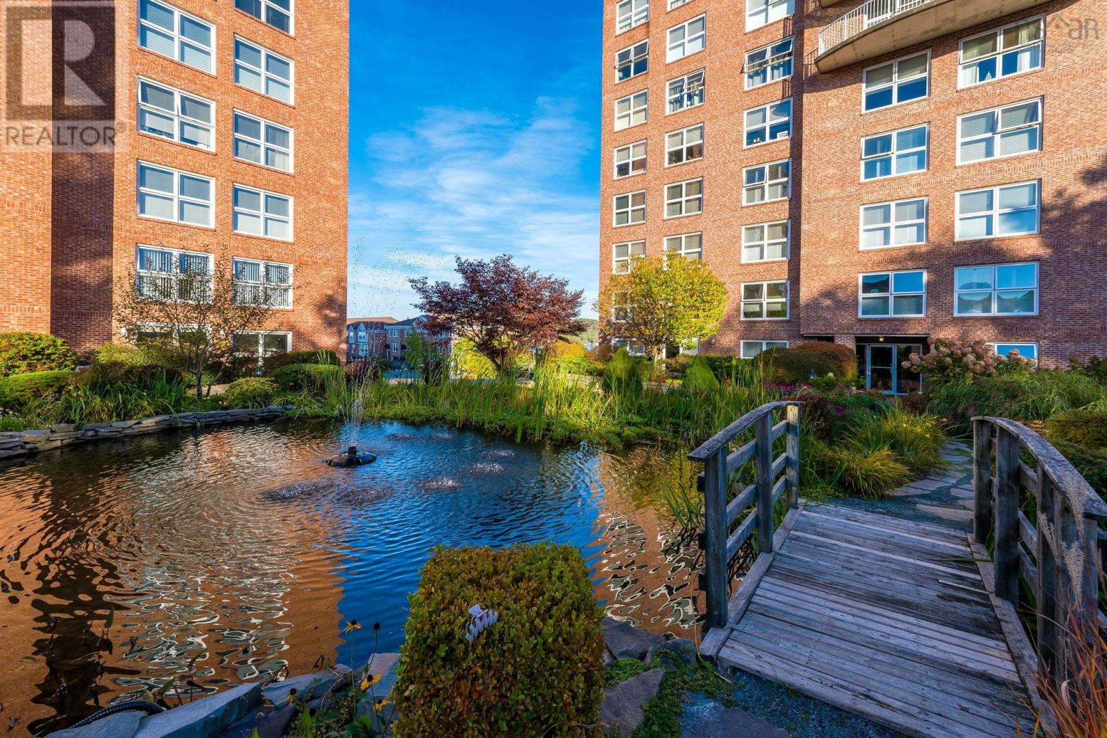 #106 99 Waterfront Drive - 38
