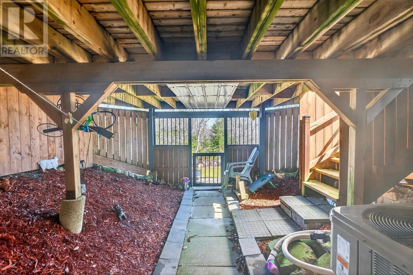 503 Myra Road - 43