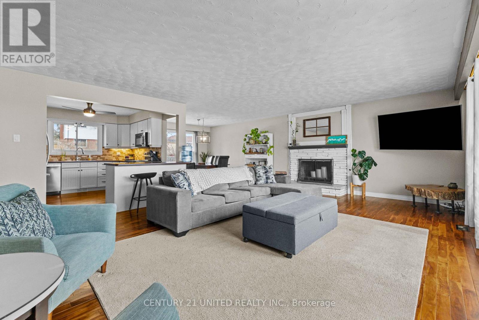 1277 OLYMPUS AVENUE - 14
