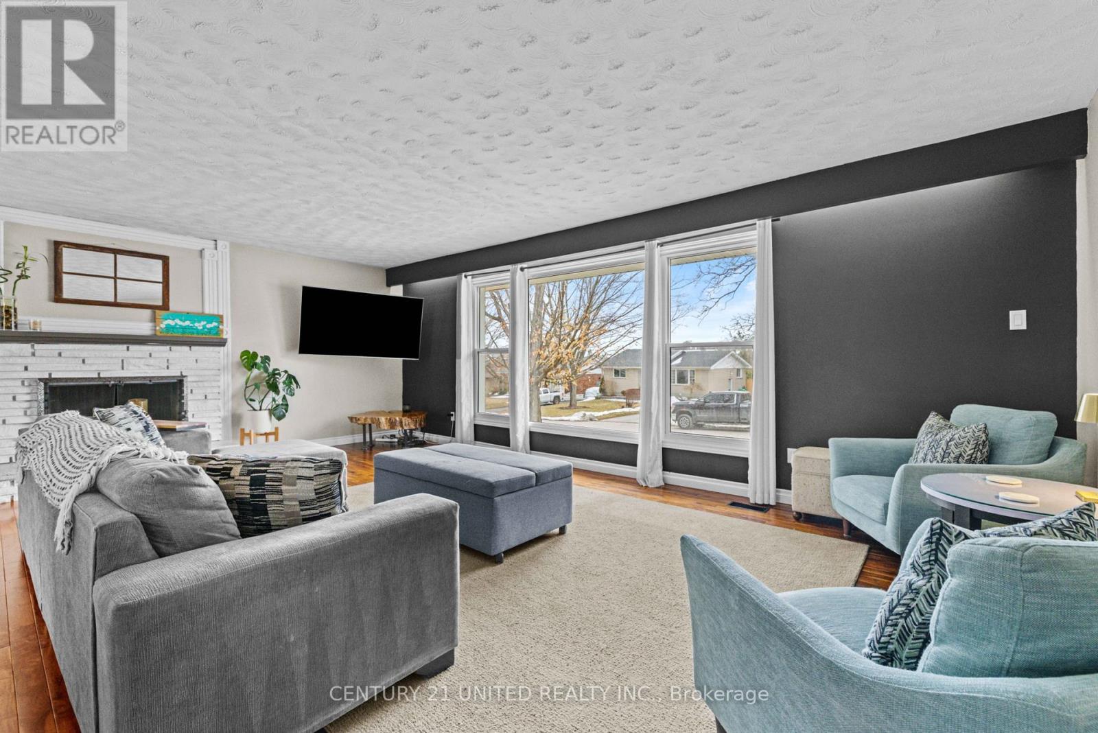 1277 OLYMPUS AVENUE - 15