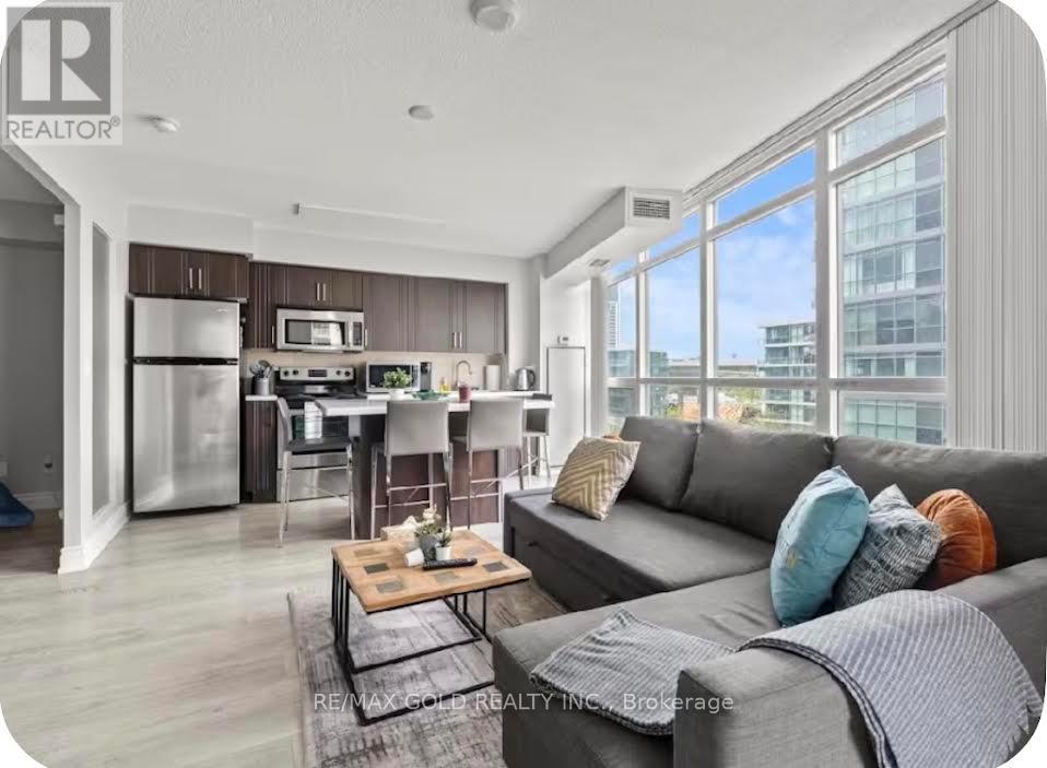#620 215 FORT YORK BOULEVARD - Image 3