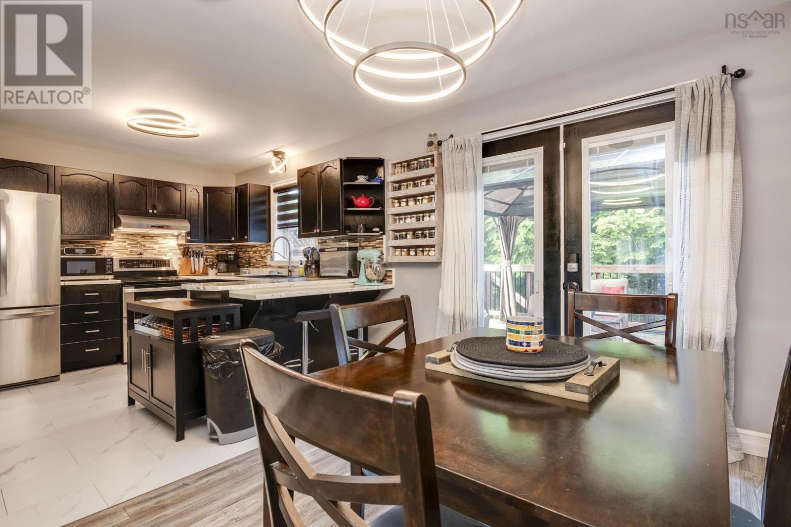 156 Hemlock Drive - 19
