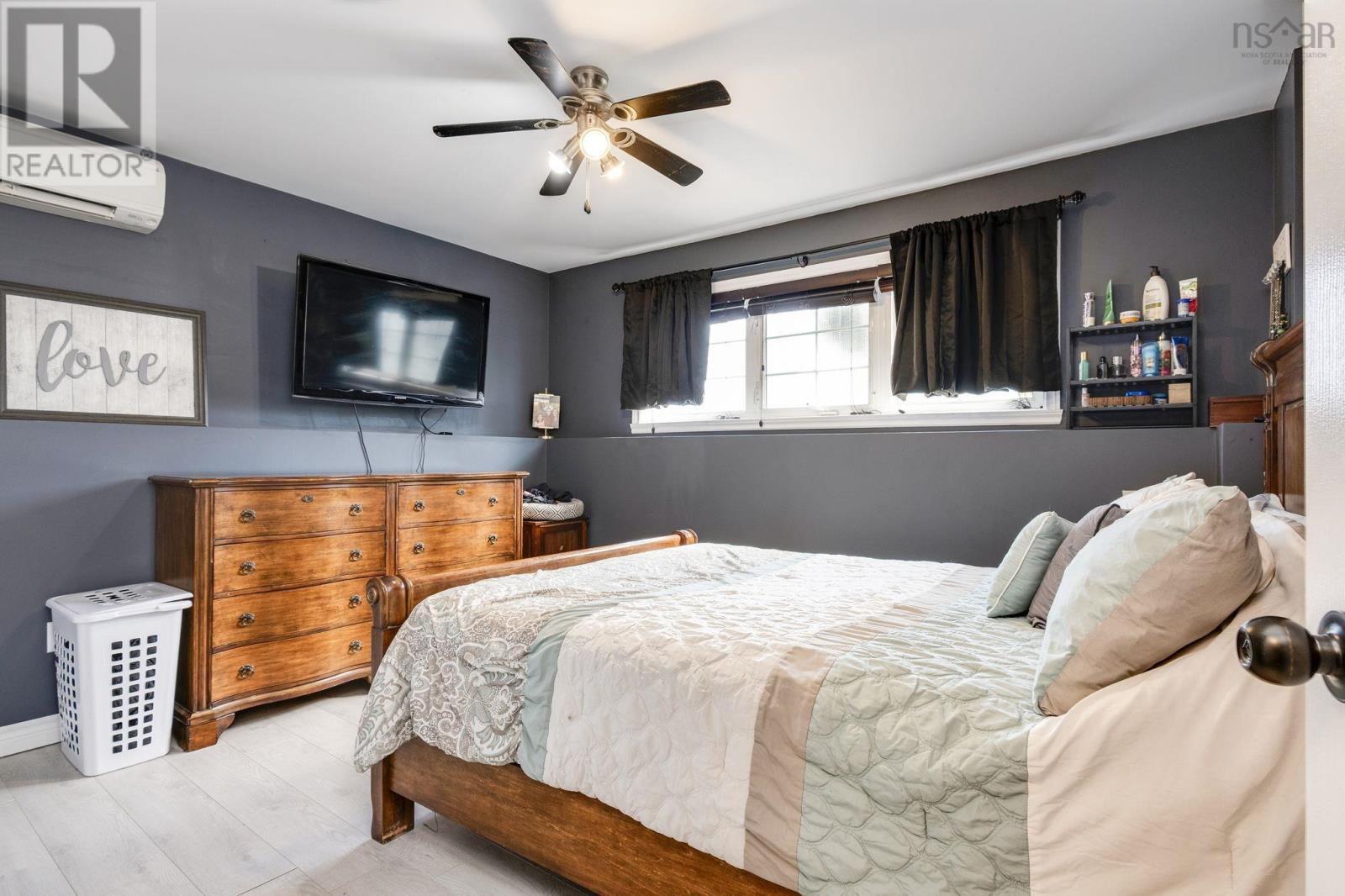 156 Hemlock Drive - 26