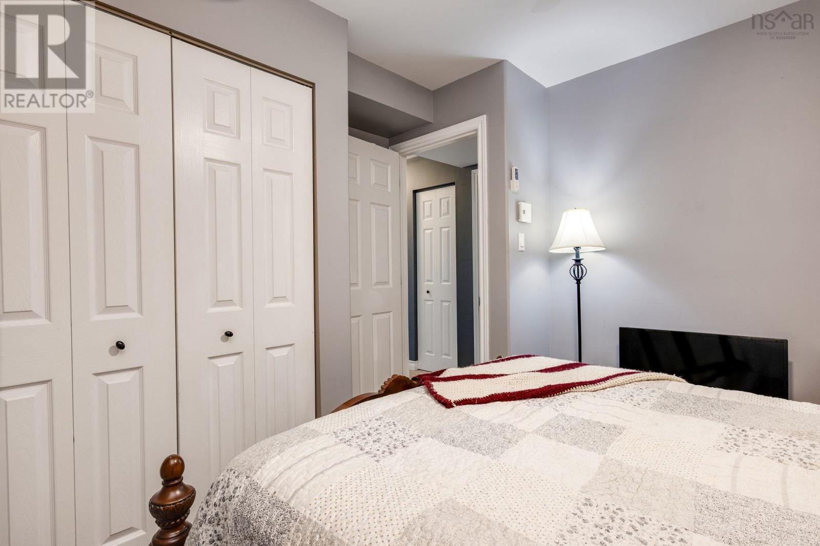 156 Hemlock Drive - 33