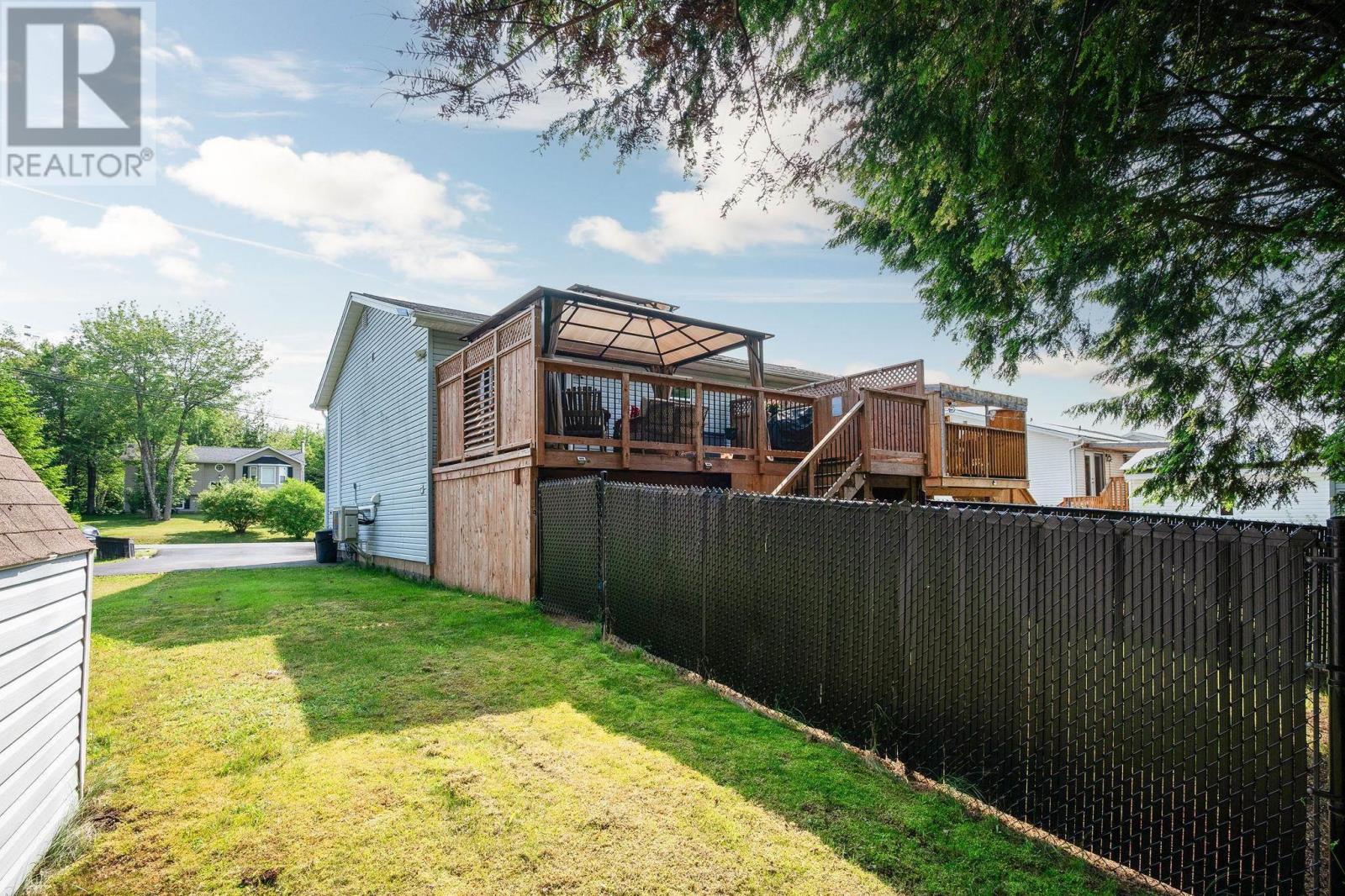 156 Hemlock Drive - 46