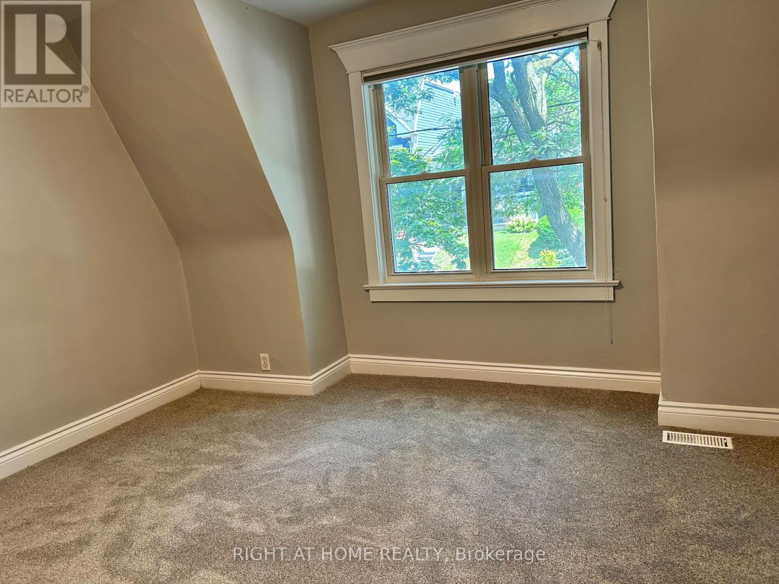 280 KENILWORTH AVENUE - 22