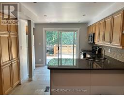 280 Kenilworth Avenue, Toronto, ON M4L3S8 Photo 13