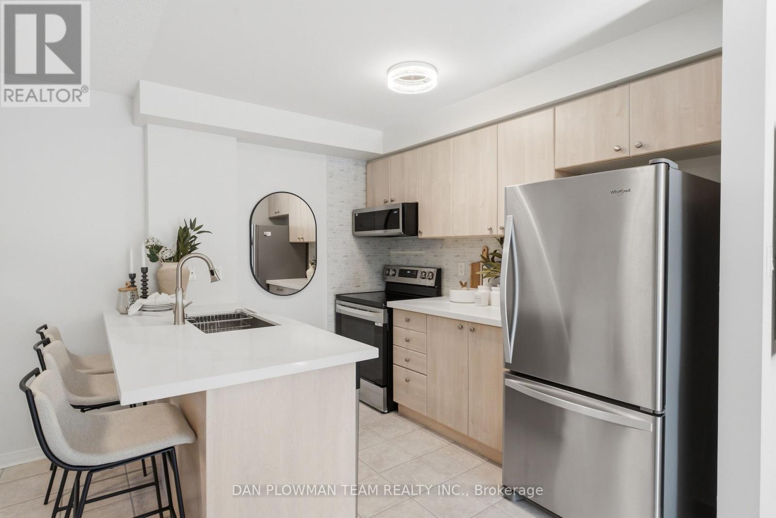 #112 75 SHIPWAY AVENUE - 11