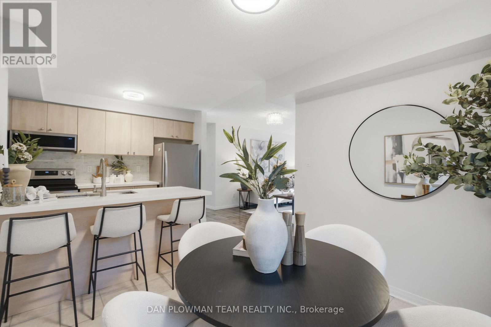 #112 75 SHIPWAY AVENUE - 17