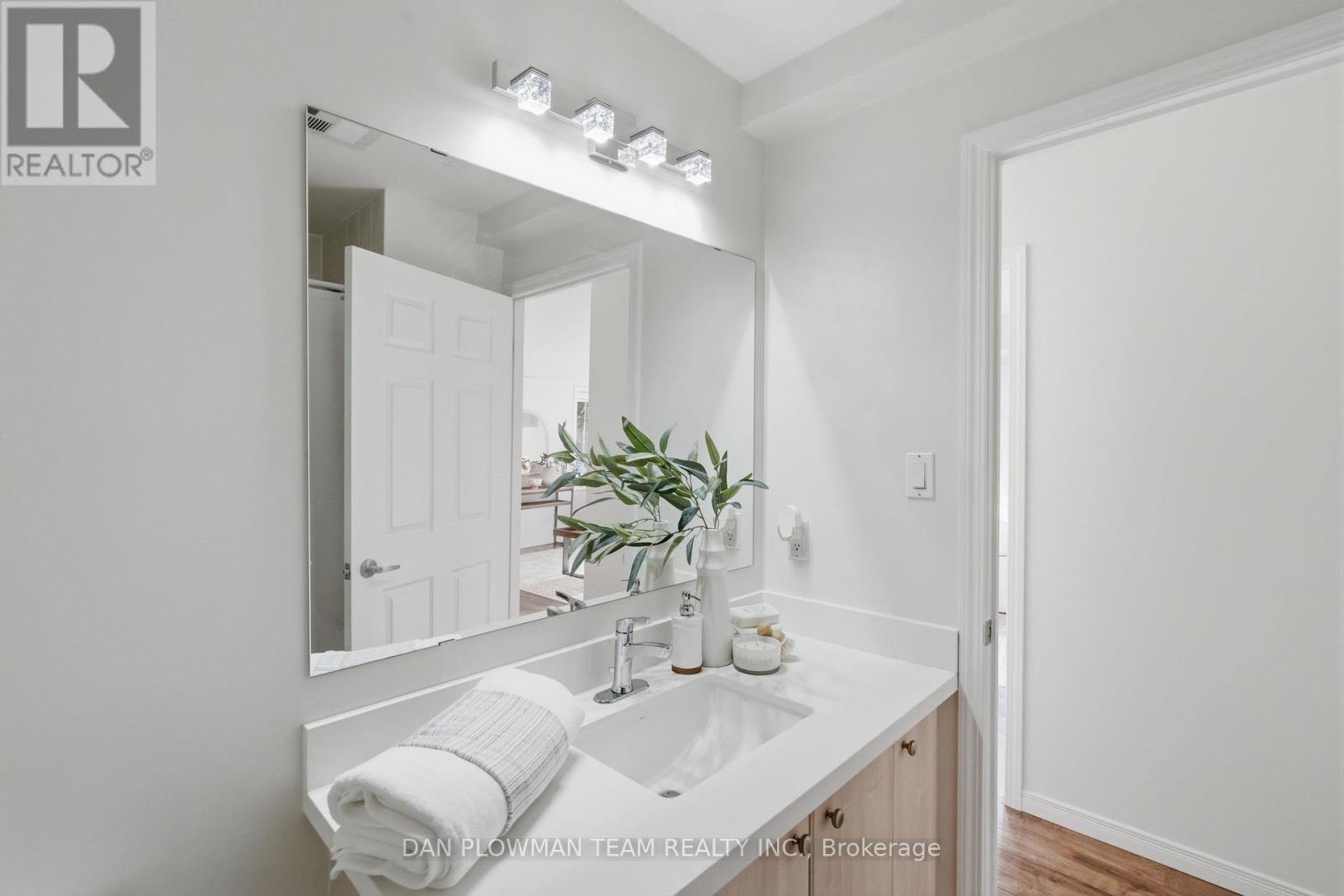 #112 75 SHIPWAY AVENUE - 28