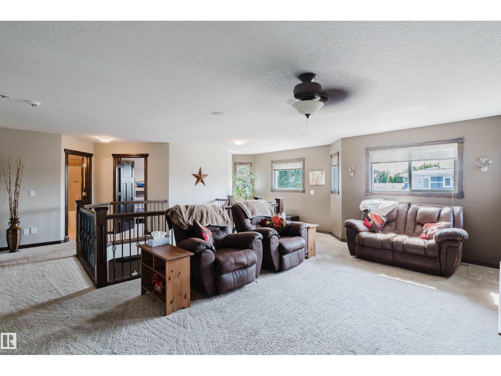 9729 159 ST NW - Image 24