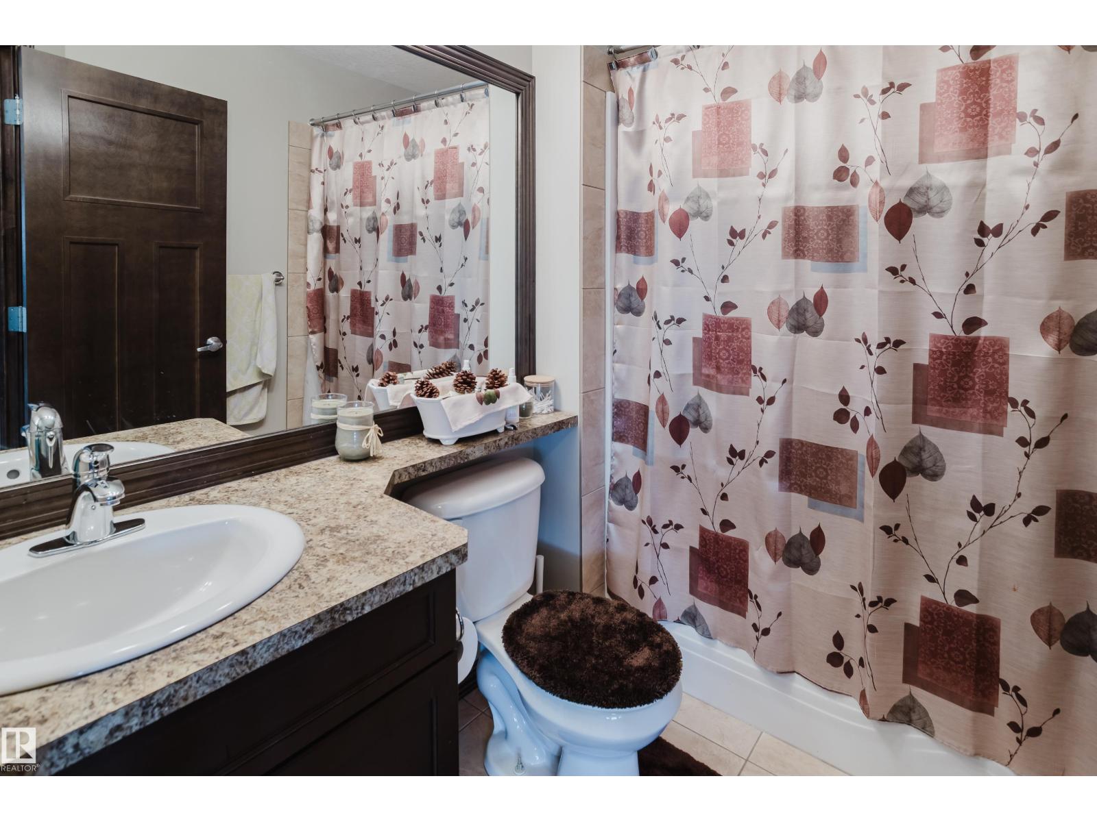 9729 159 ST NW - Image 33