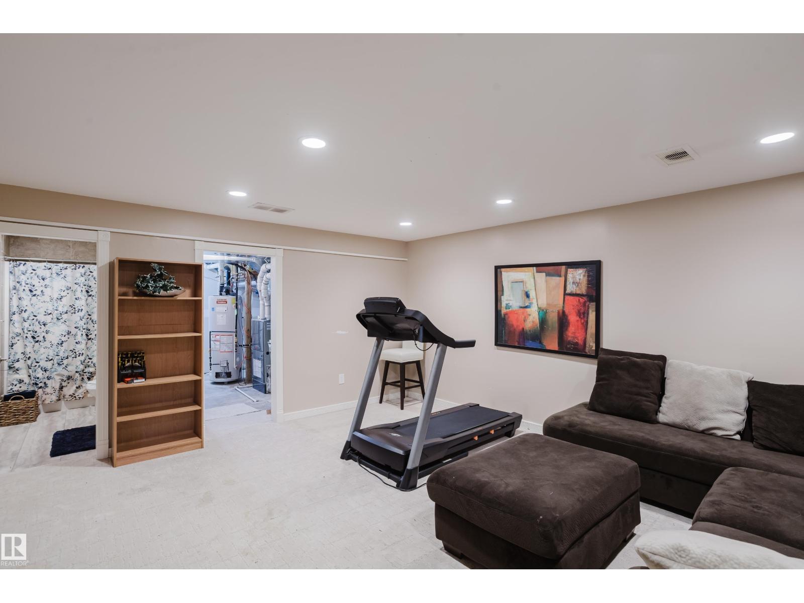9729 159 ST NW - Image 36