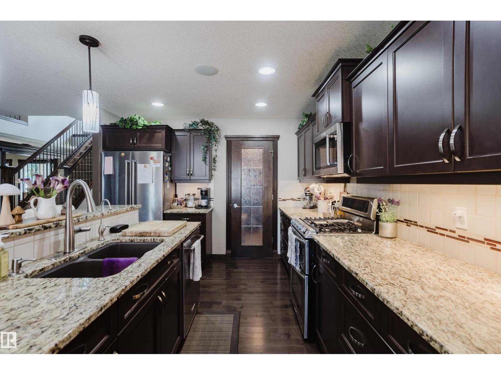 9729 159 ST NW - Image 5