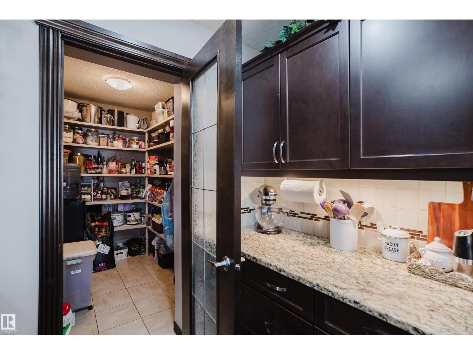 9729 159 ST NW - Image 7