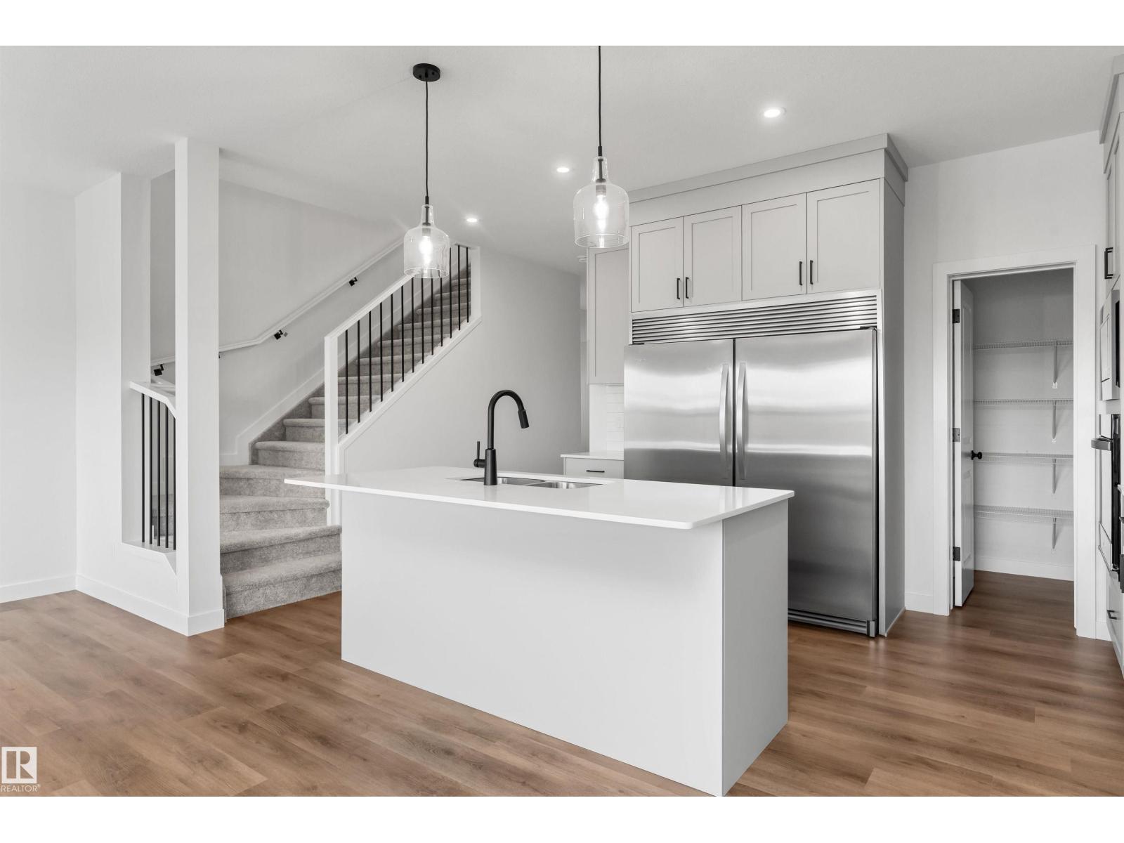 19356 29 Avenue NW - Photo 11